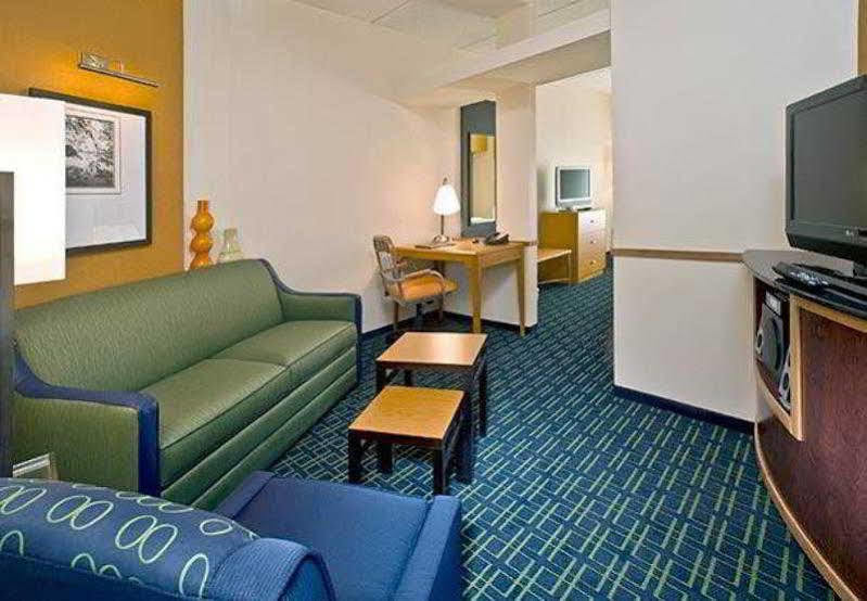 Fairfield Inn & Suites Lake City Exterior photo